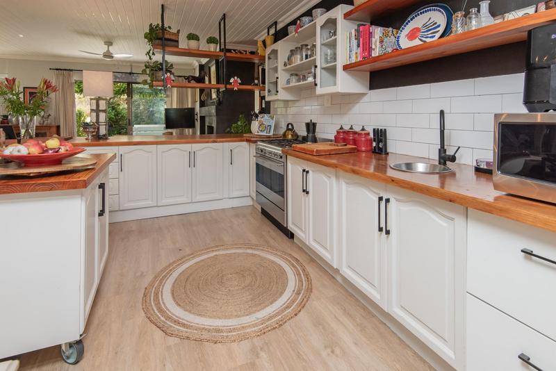 3 Bedroom Property for Sale in Voelklip Western Cape